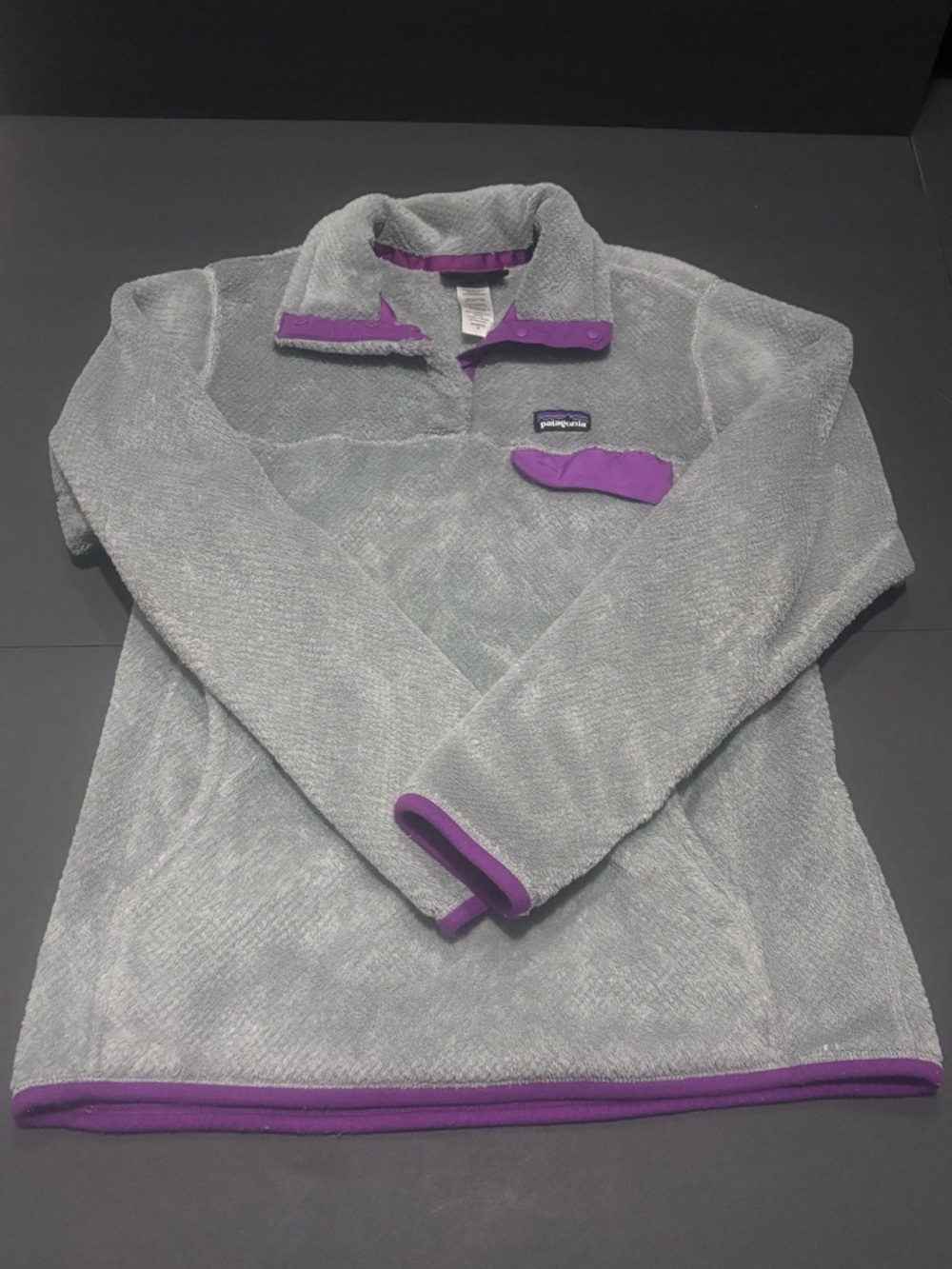 Patagonia Women’s Fleece - Picture 2 of 11